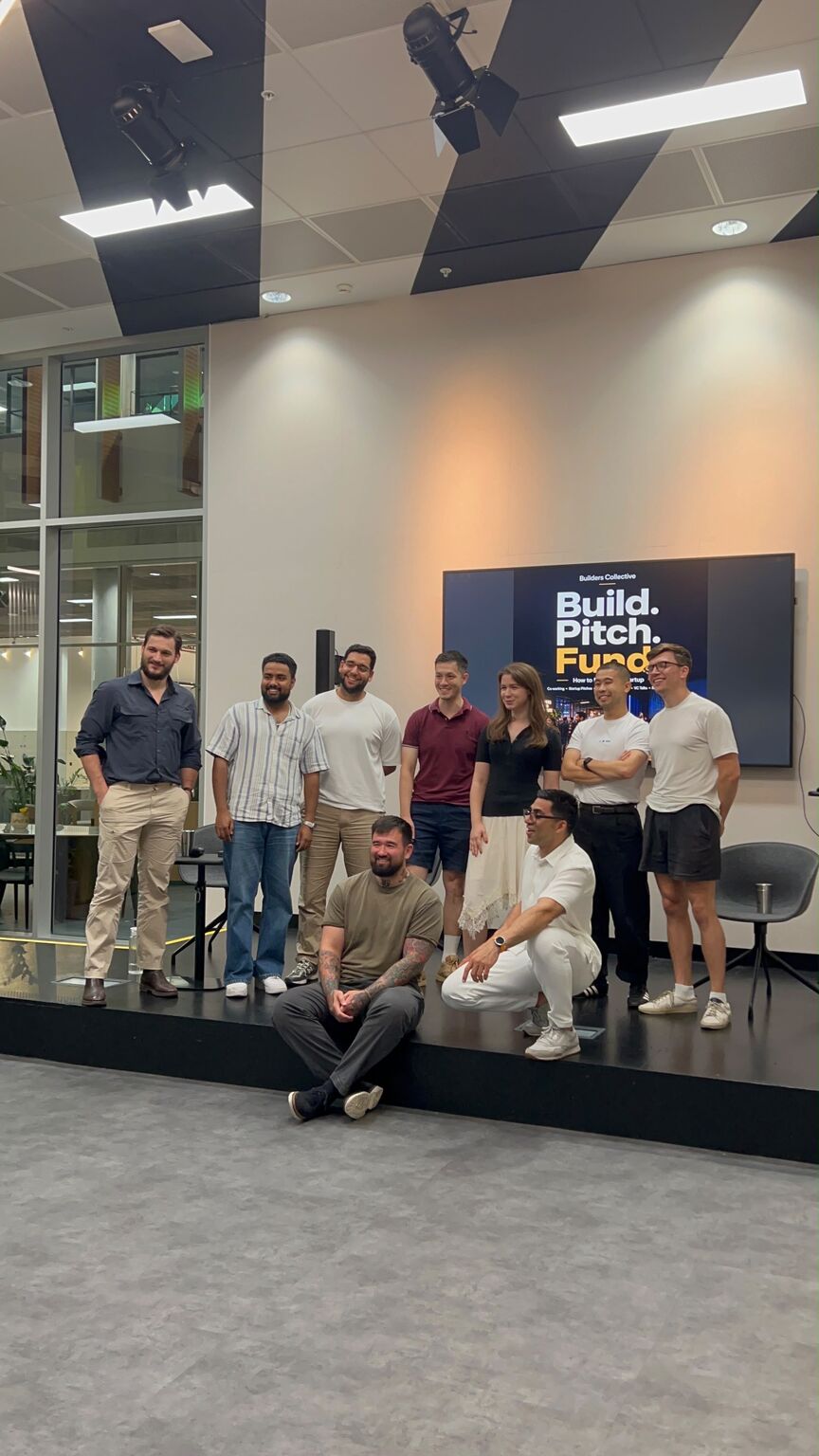 Build Pitch Fund event by HackerSquad