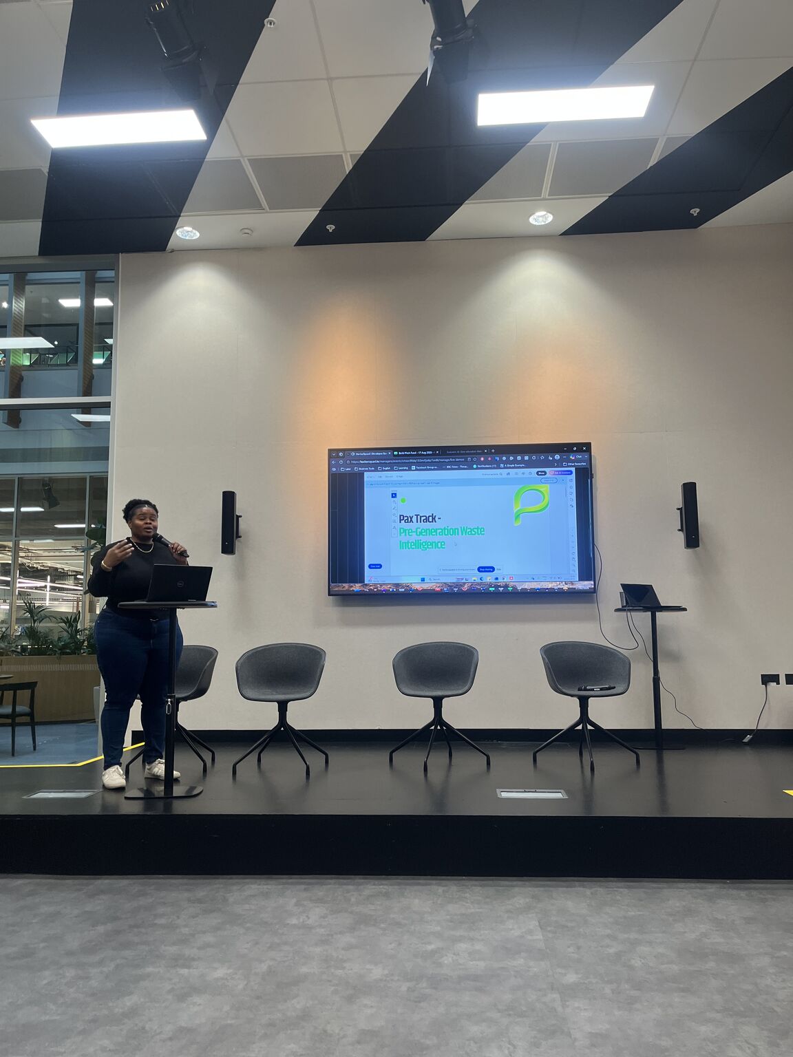 Pitch deck presentation